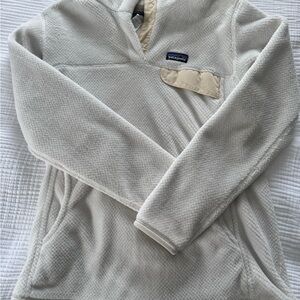 Patagonia Cream Fleece Jacket Size Large